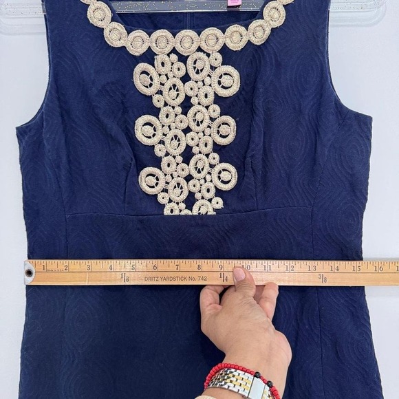 Lilly Pulitzer Women's 4 Adelson Shift Navy Blue Gold Jacquard Shift Dress - Picture 6 of 7